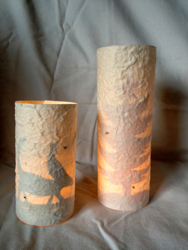 Två små nattlampor